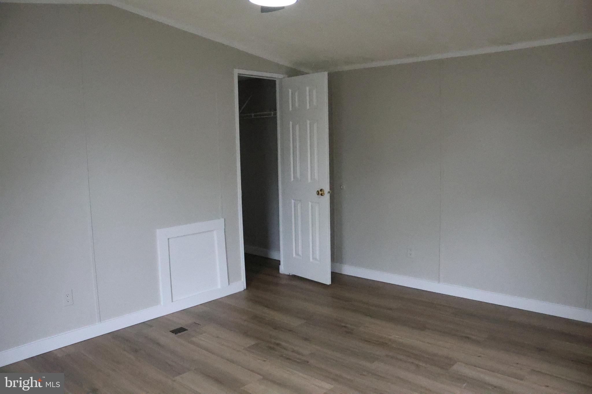 BOONES ESTATES - Residential