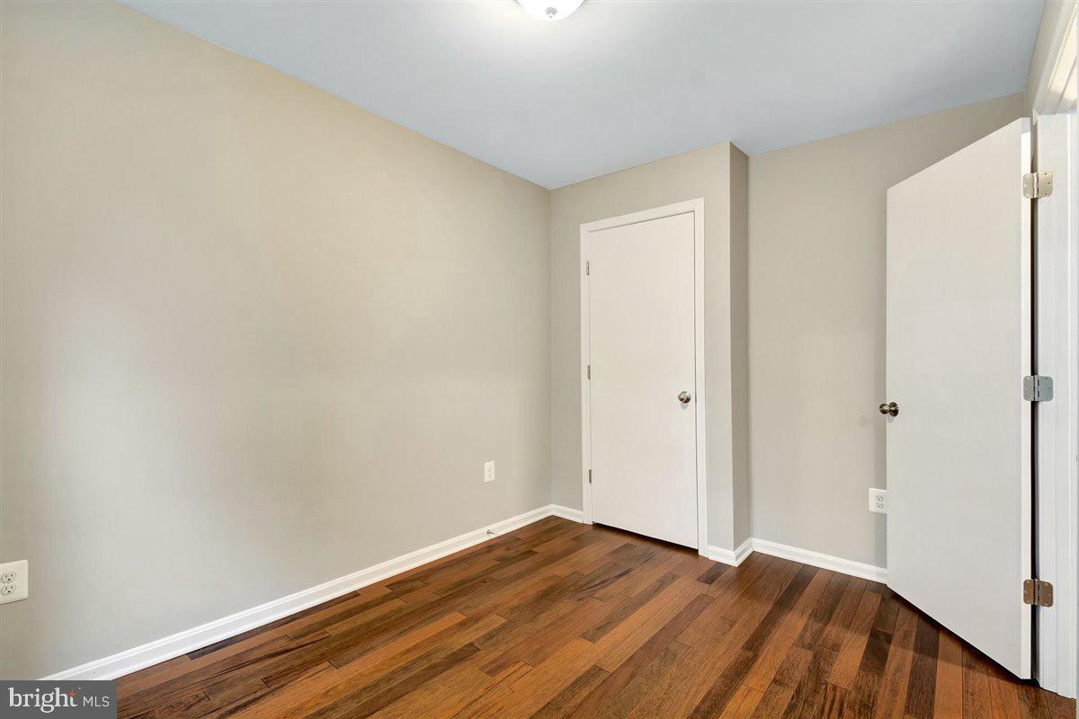 LONGMEAD CROSSING - Residential