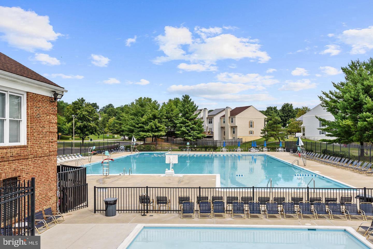 LONGMEAD CROSSING - Residential