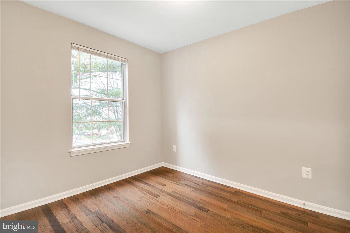 LONGMEAD CROSSING - Residential