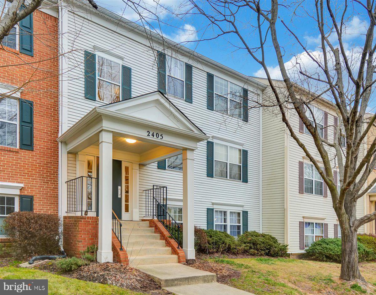 LONGMEAD CROSSING - Residential