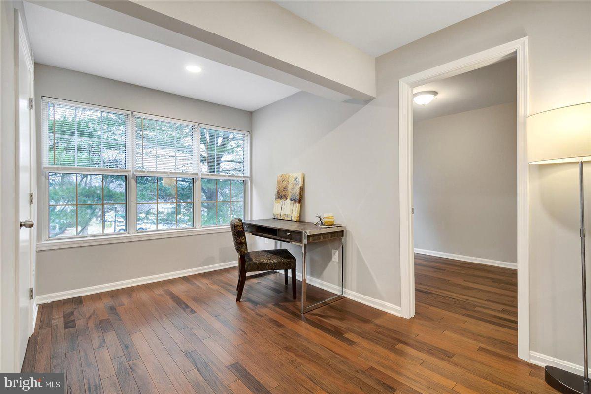 LONGMEAD CROSSING - Residential