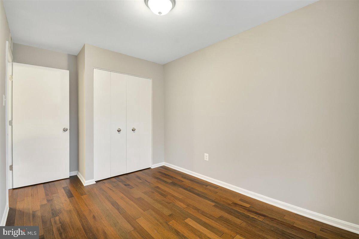 LONGMEAD CROSSING - Residential