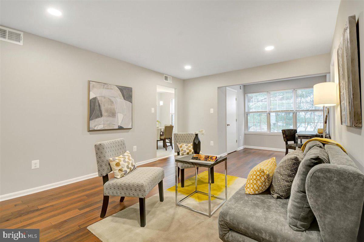 LONGMEAD CROSSING - Residential