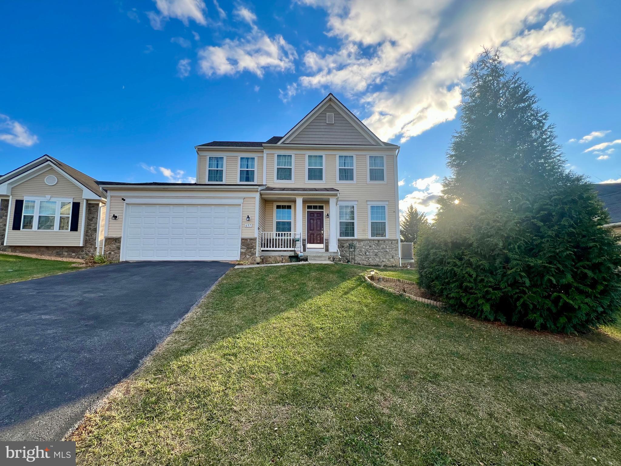 BENTWOOD ESTATES - Residential Lease