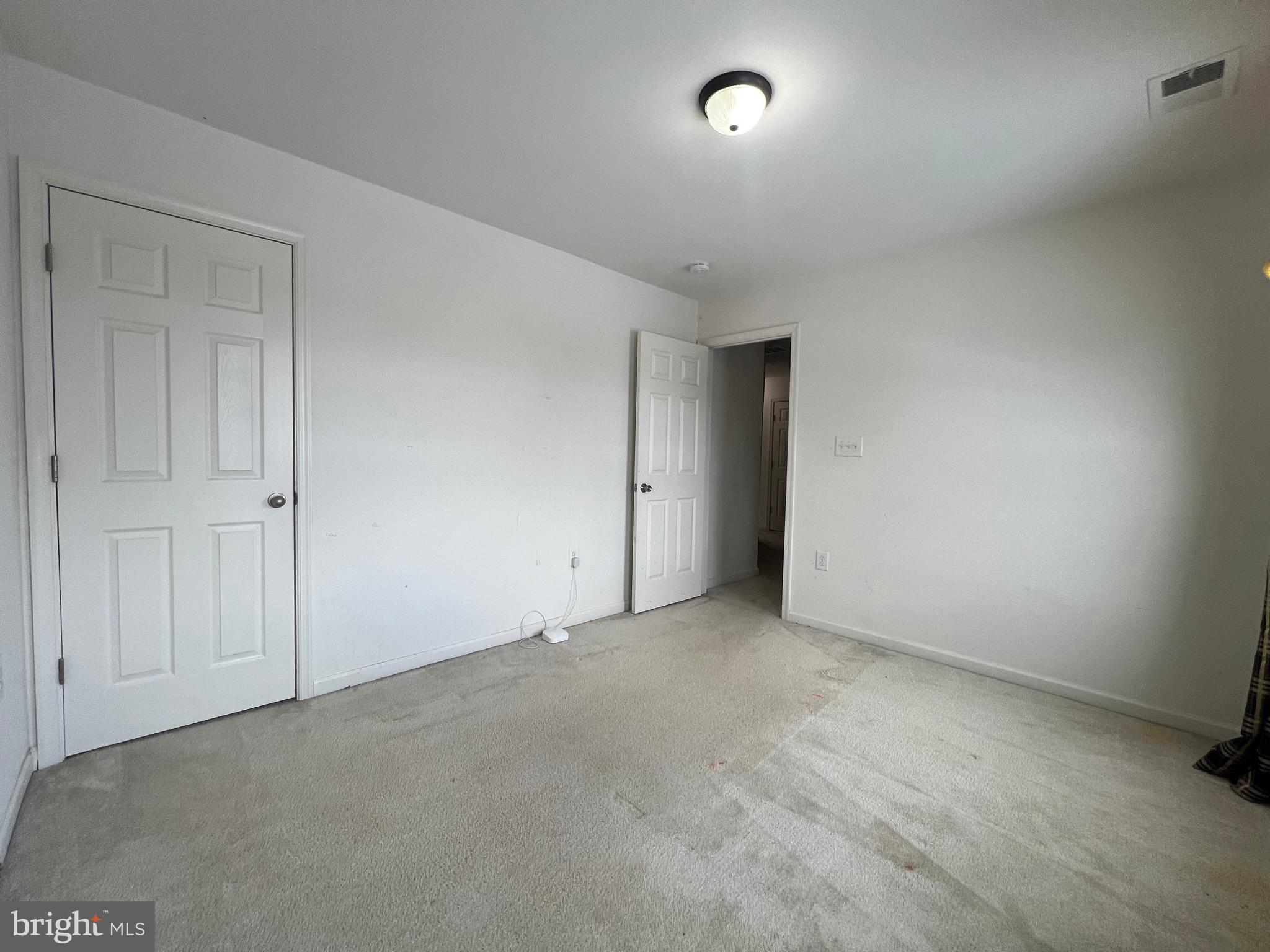 BENTWOOD ESTATES - Residential Lease