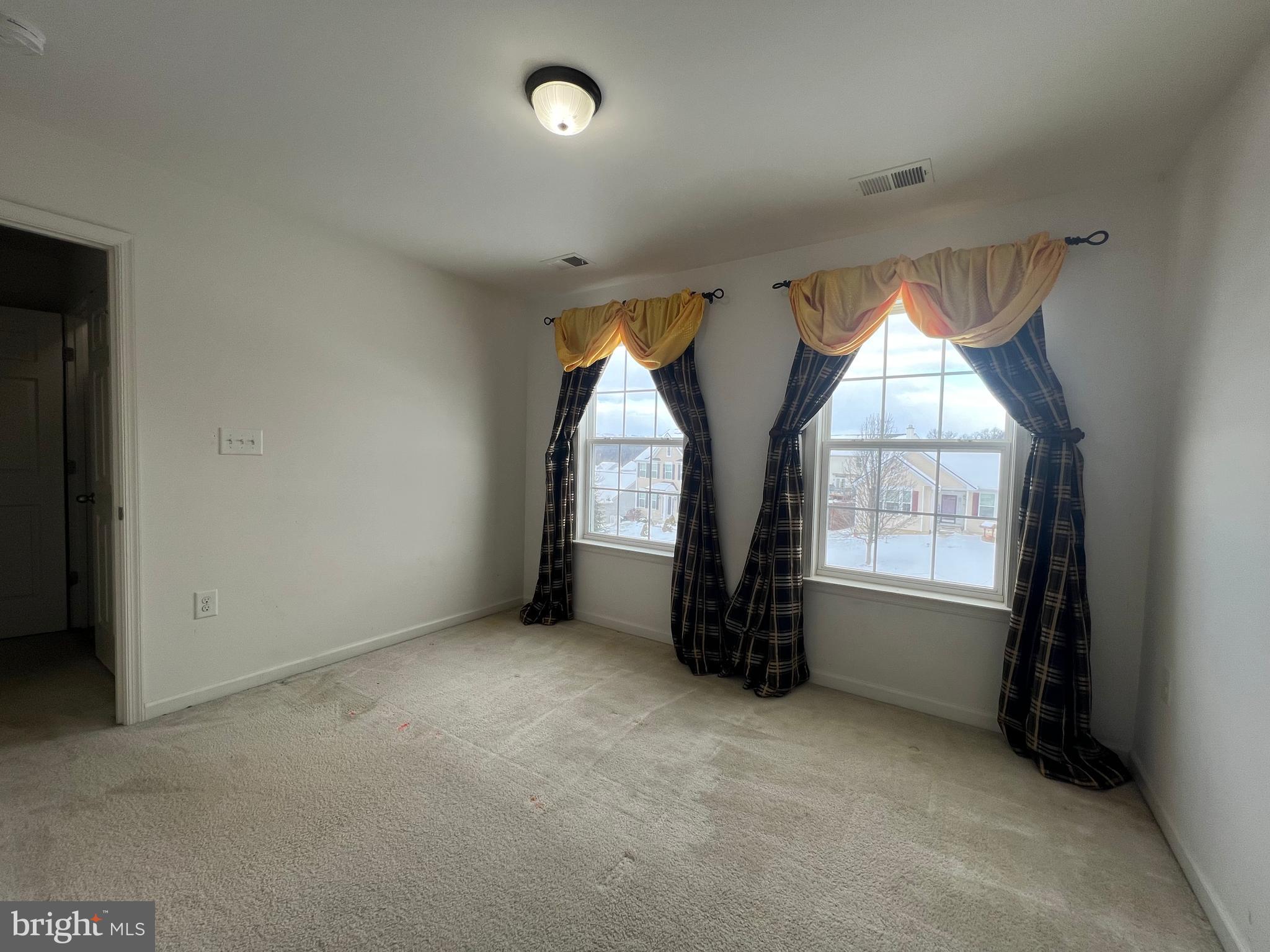 BENTWOOD ESTATES - Residential Lease