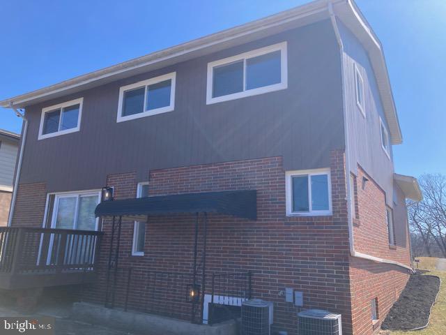 WEST FOREST PARK - Residential
