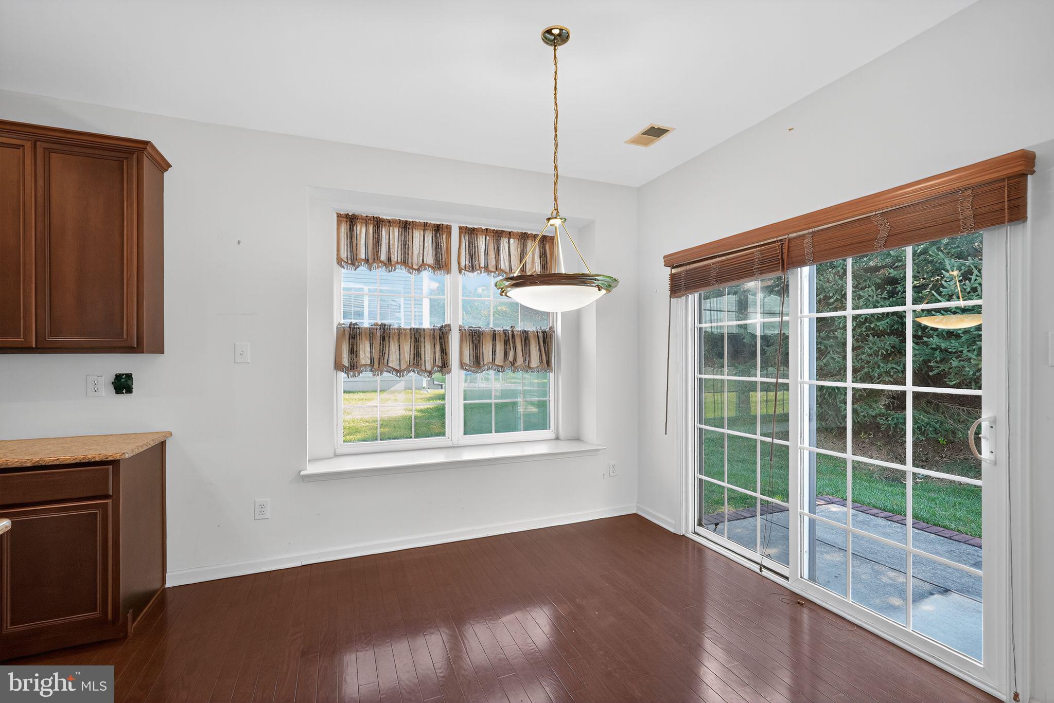 VILLAGES AT HILLVIEW - Residential