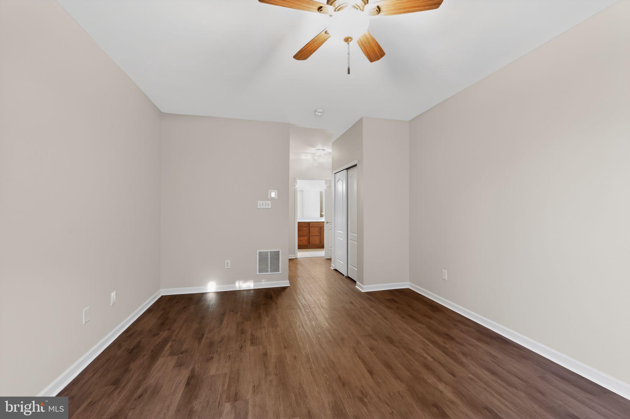 VILLAGES AT HILLVIEW - Residential