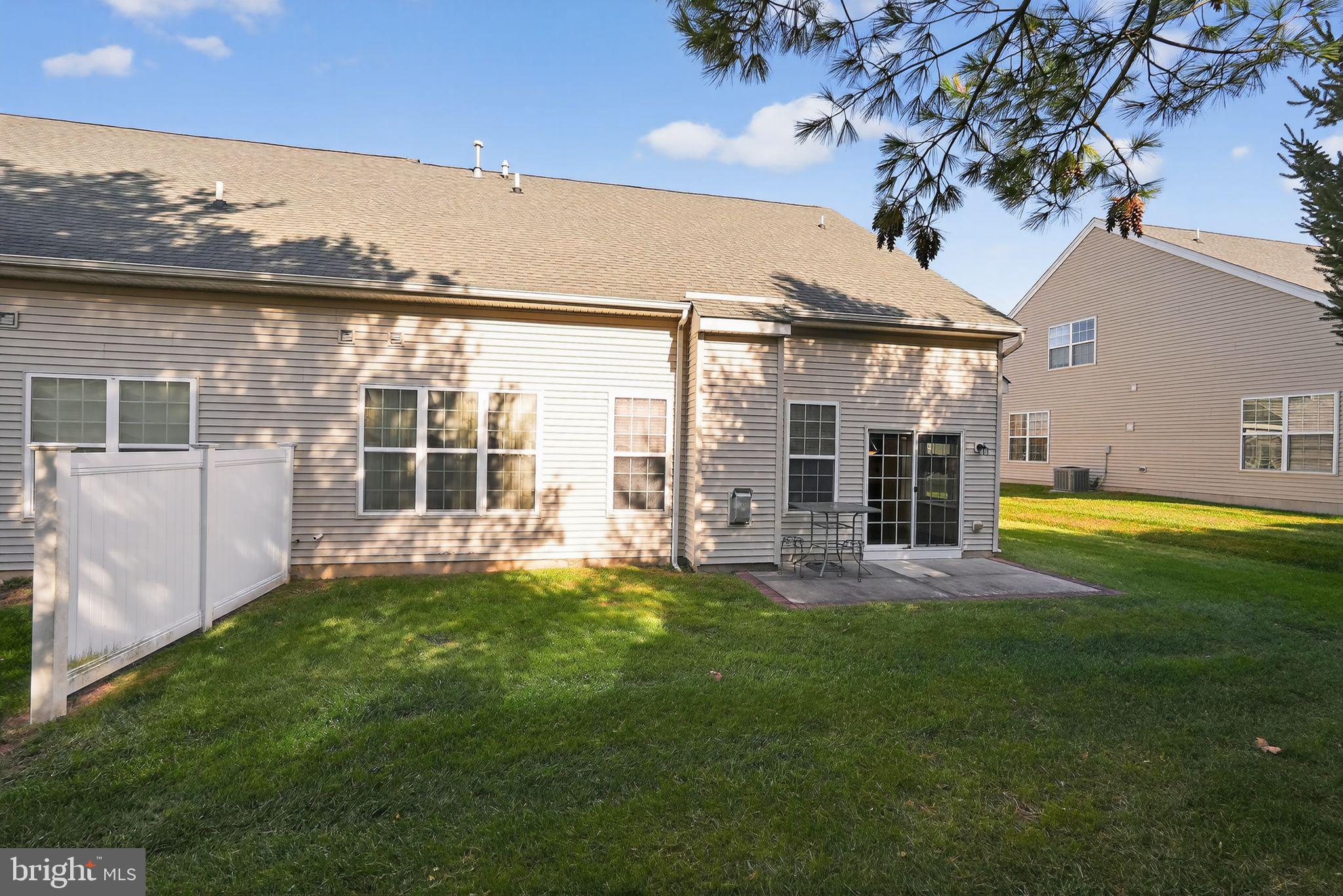 VILLAGES AT HILLVIEW - Residential