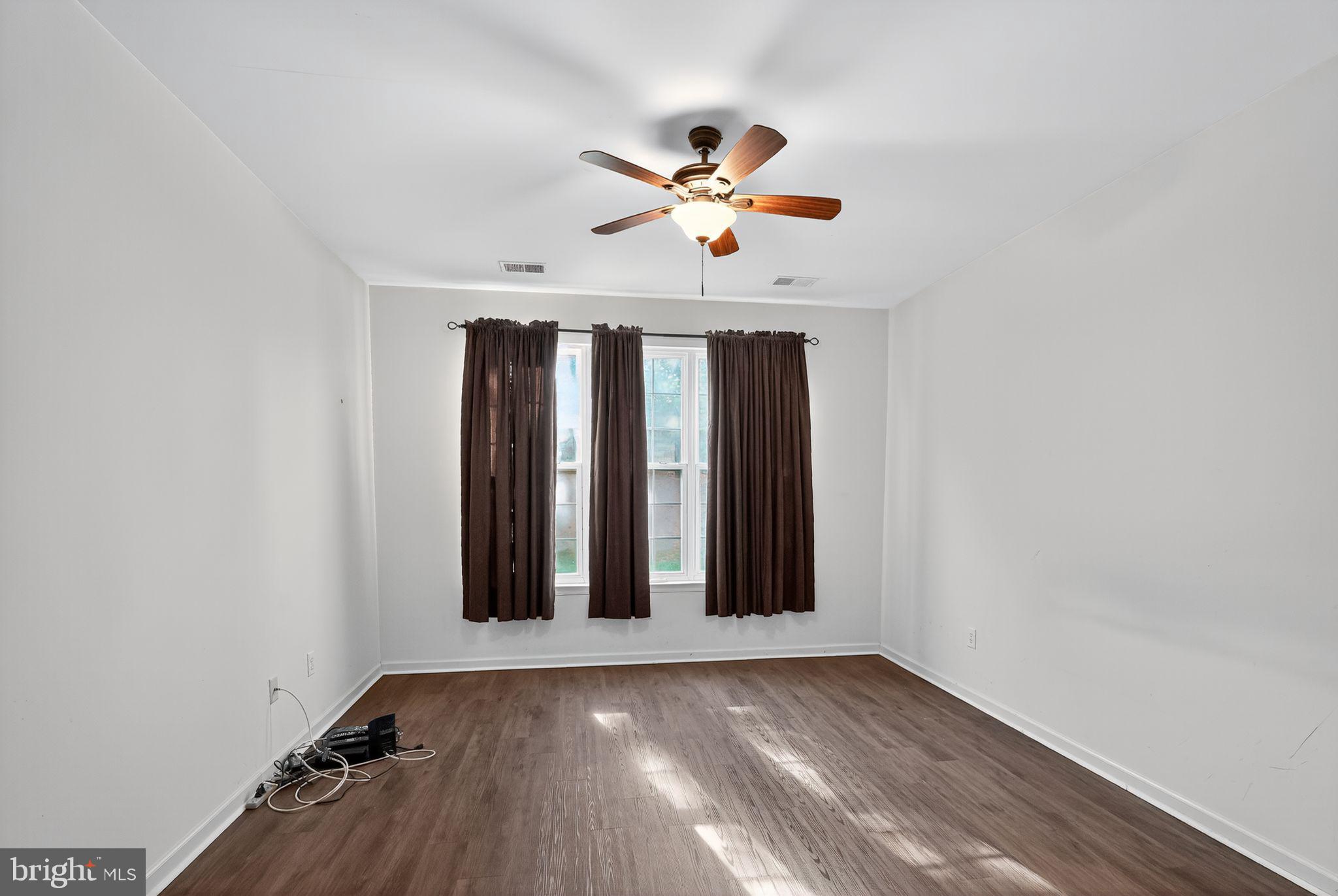 VILLAGES AT HILLVIEW - Residential