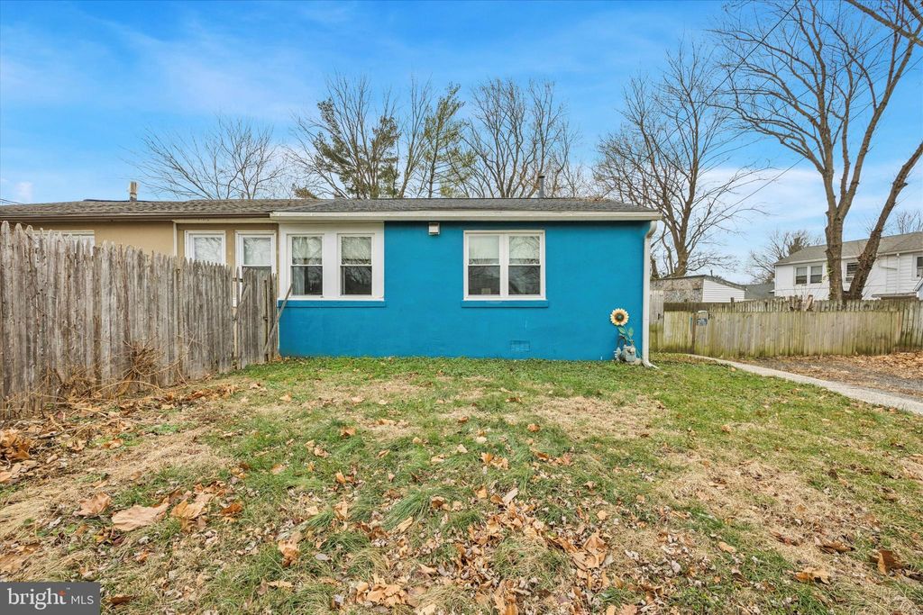 Photo of 403 Denver Court, WALLINGFORD, PA 19086 (MLS # PADE2106420)