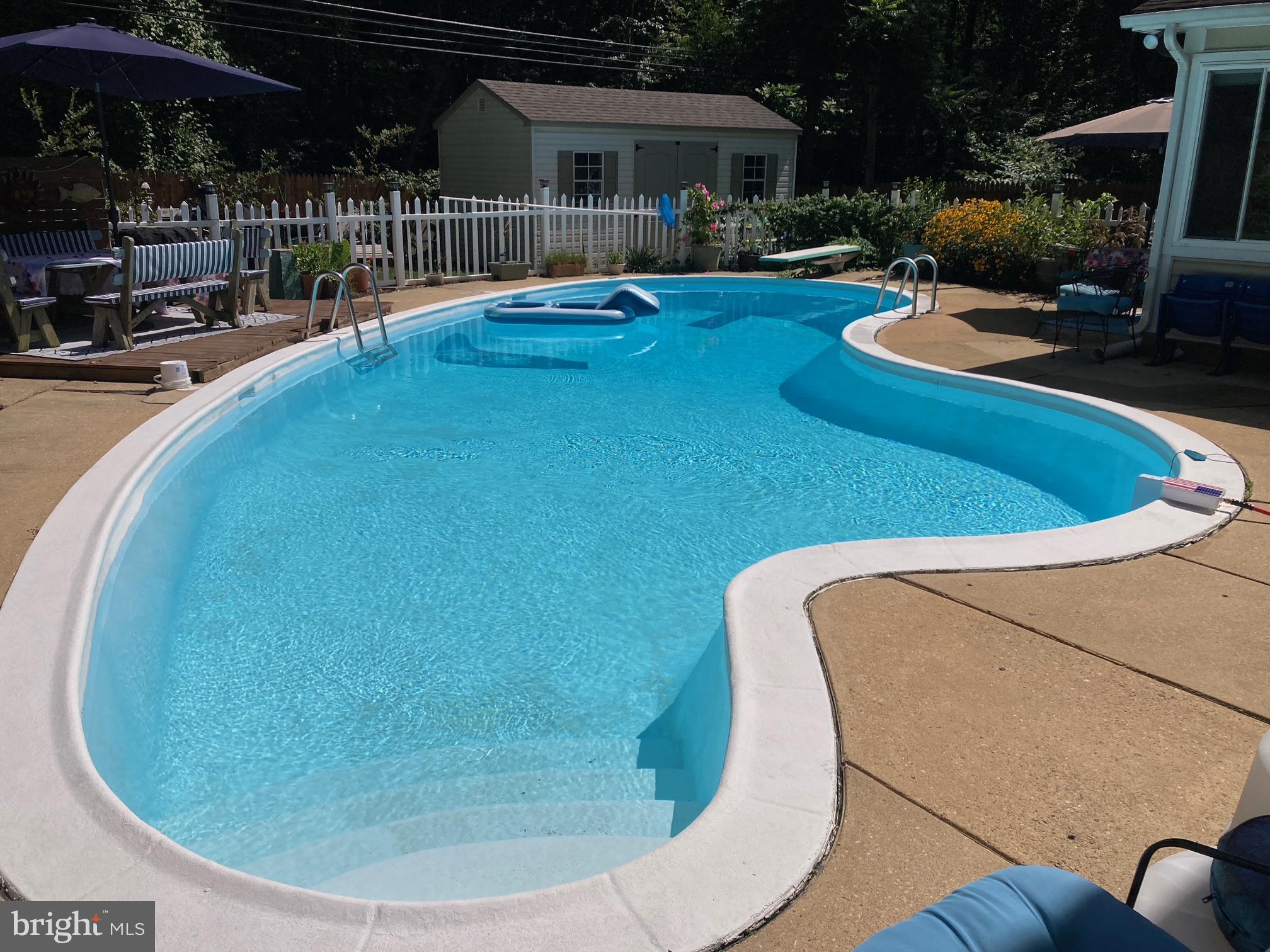 19 SAINT REGIS DRIVE