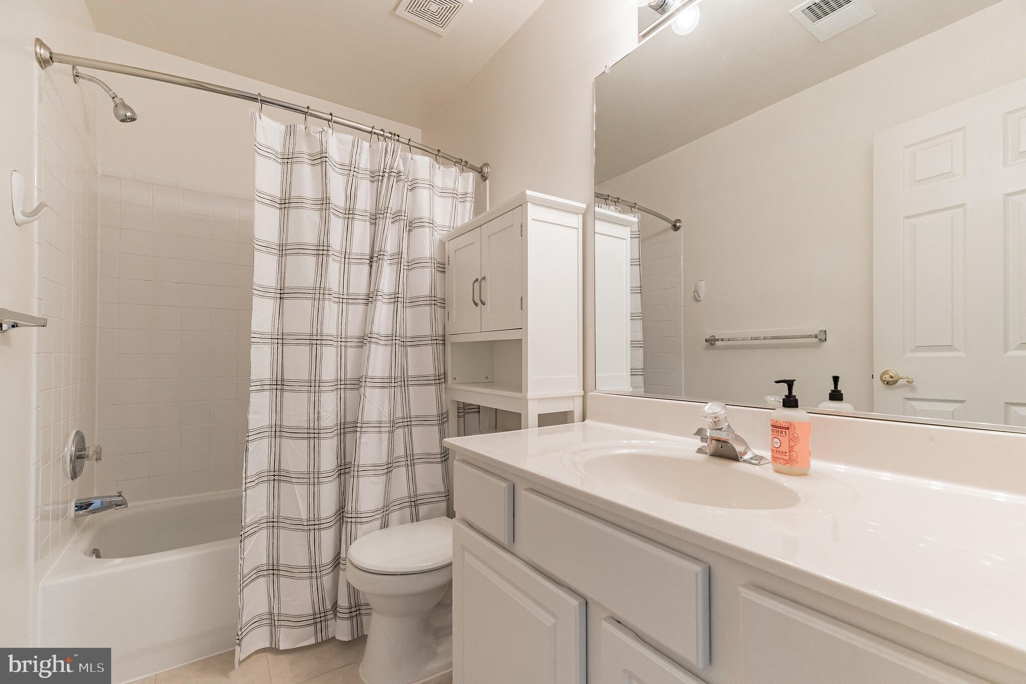 SHERBROOKE - Residential