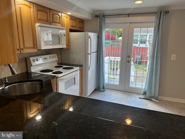 NORTH GATE HALL - Residential Lease