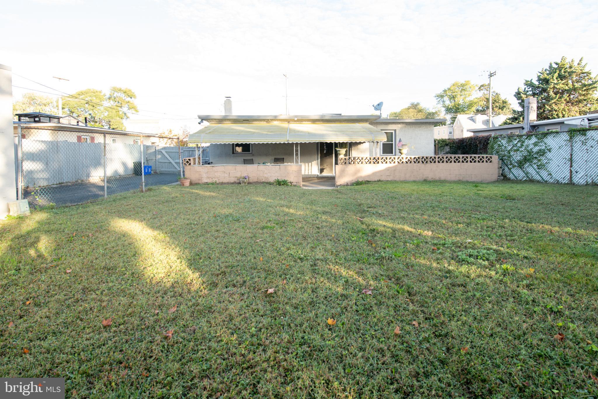 BRIDESBURG - Residential