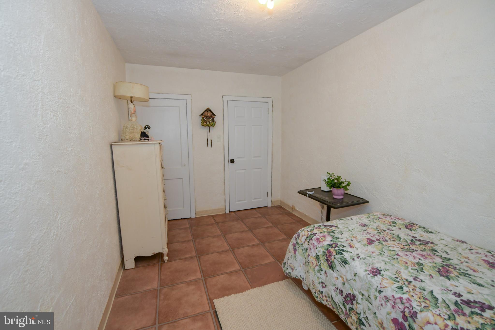 BRIDESBURG - Residential