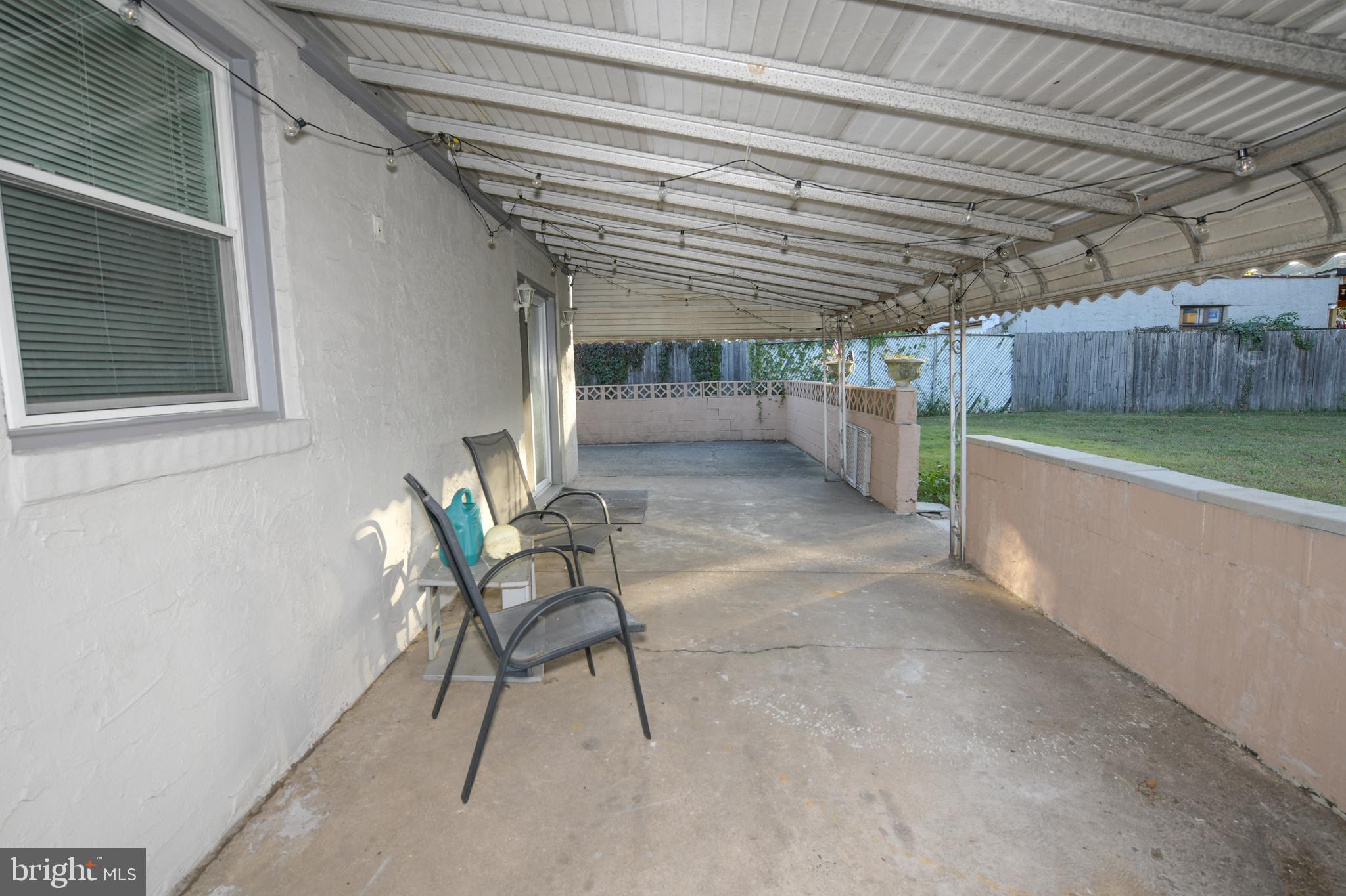 BRIDESBURG - Residential