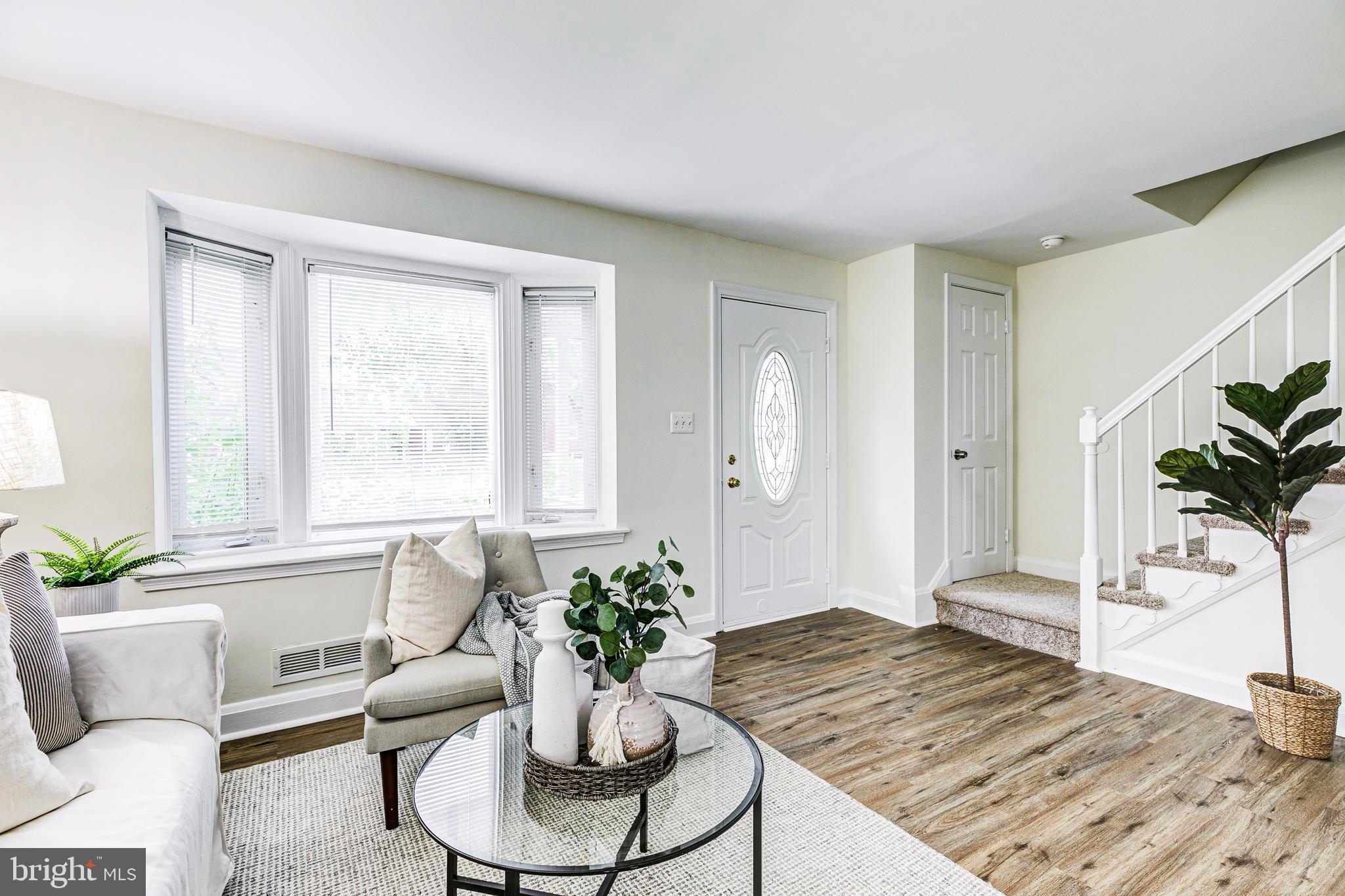 GLEN OAKS - Residential