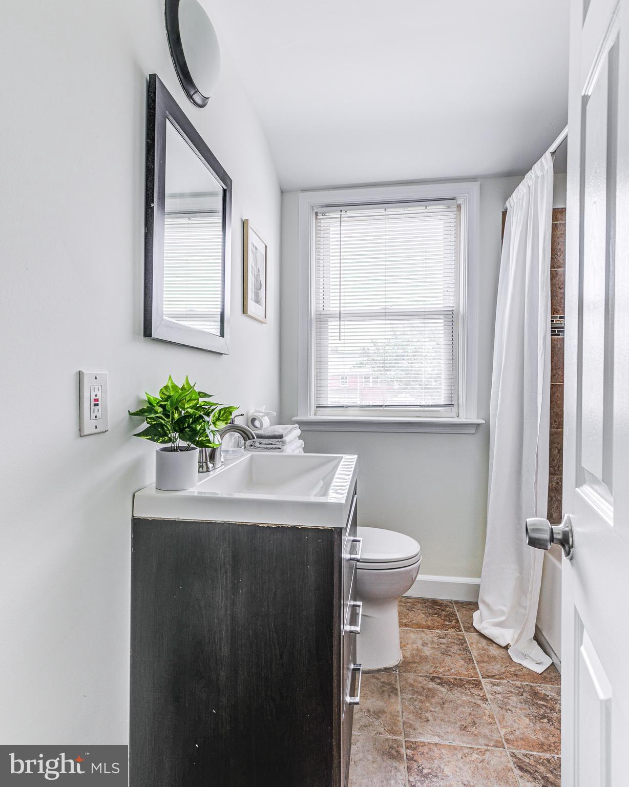 GLEN OAKS - Residential