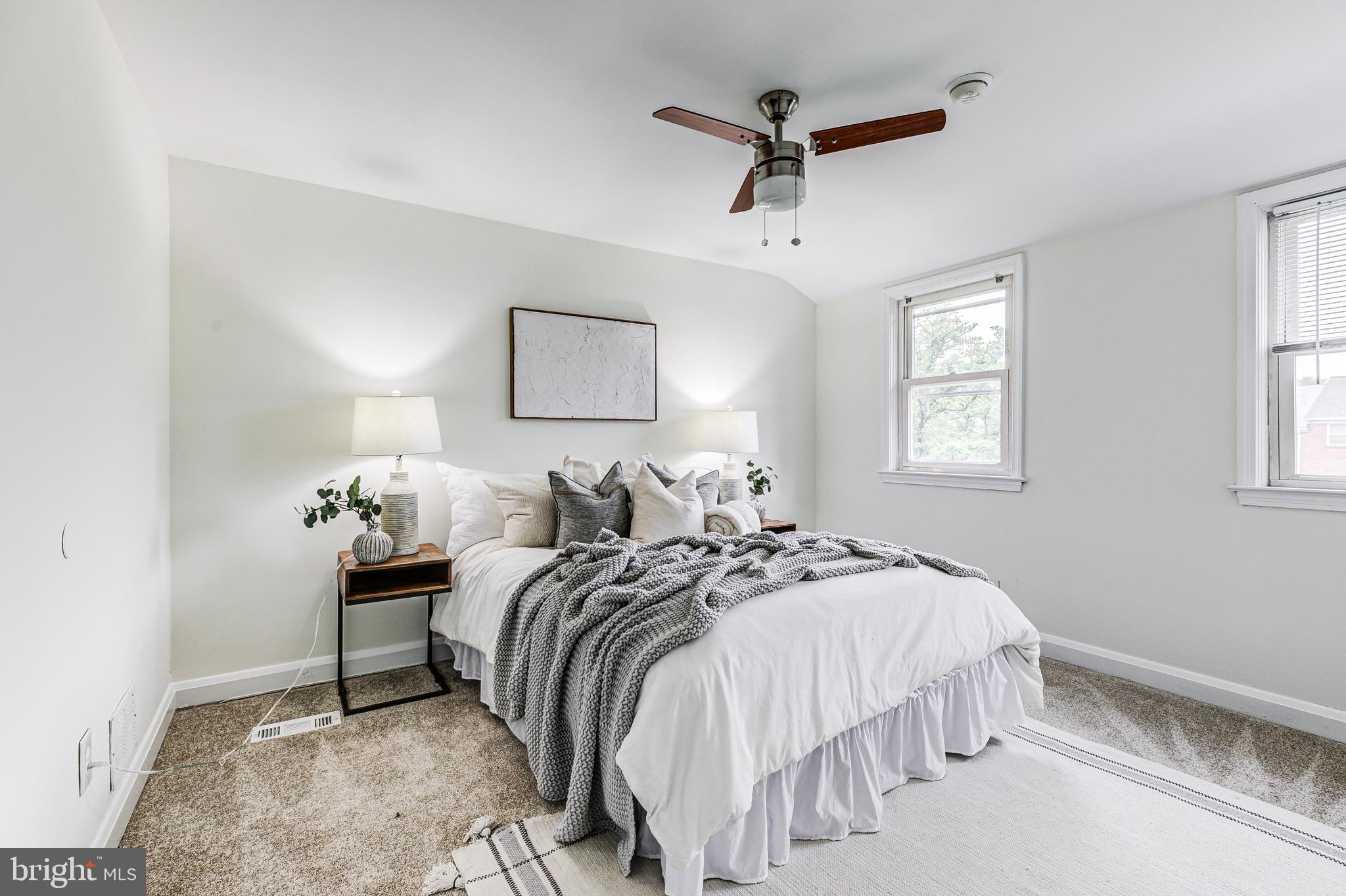 GLEN OAKS - Residential