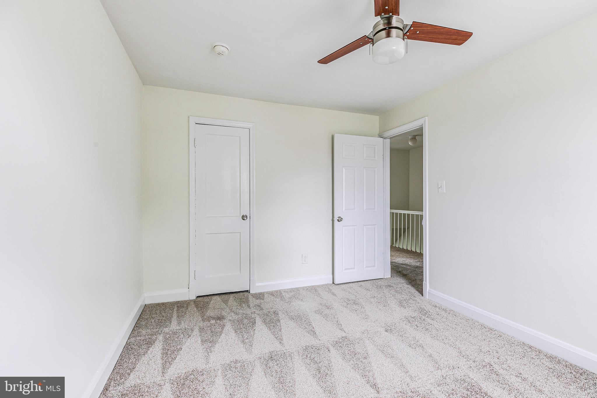 GLEN OAKS - Residential