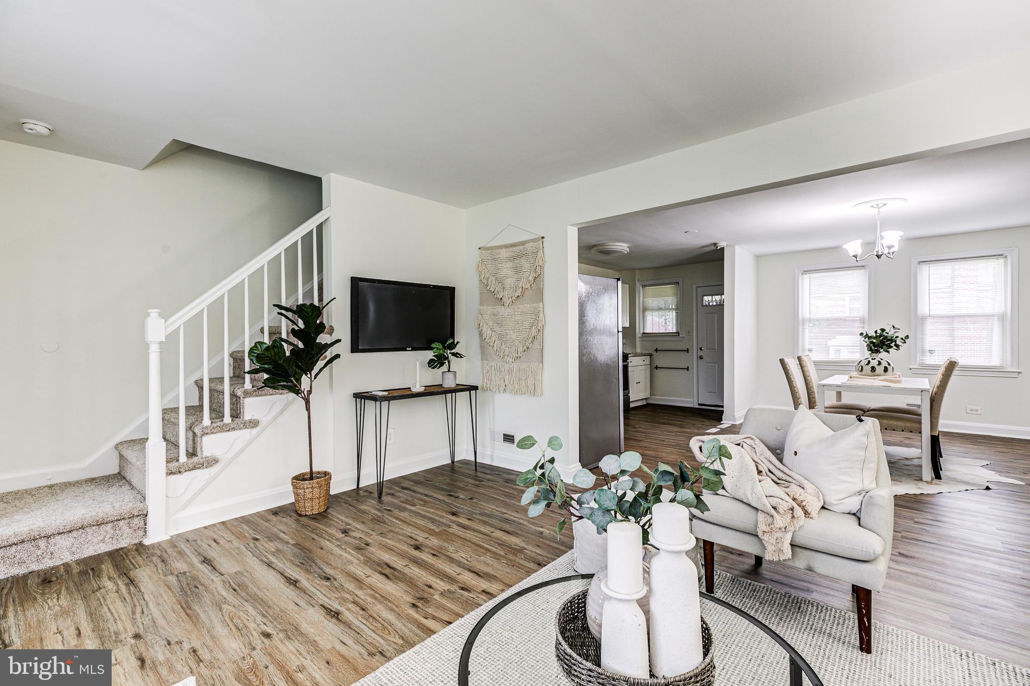 GLEN OAKS - Residential