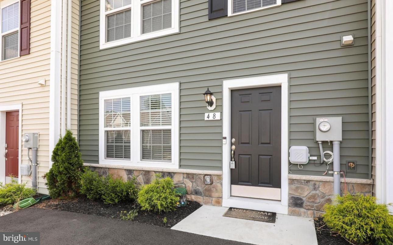 WHISPERING PINES - Residential Lease