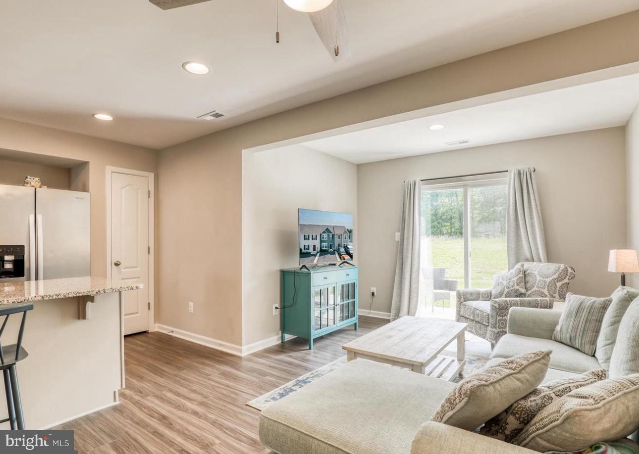 WHISPERING PINES - Residential Lease