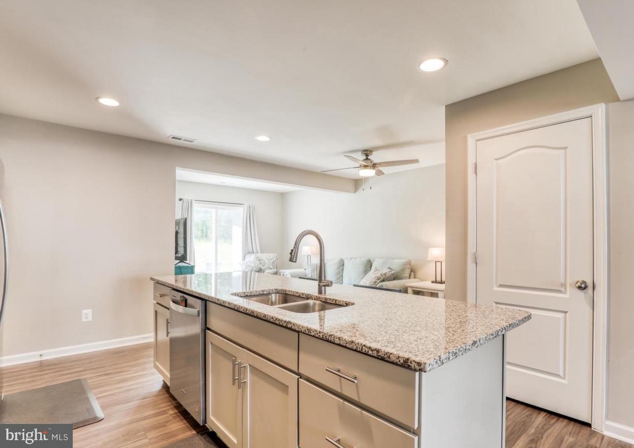 WHISPERING PINES - Residential Lease