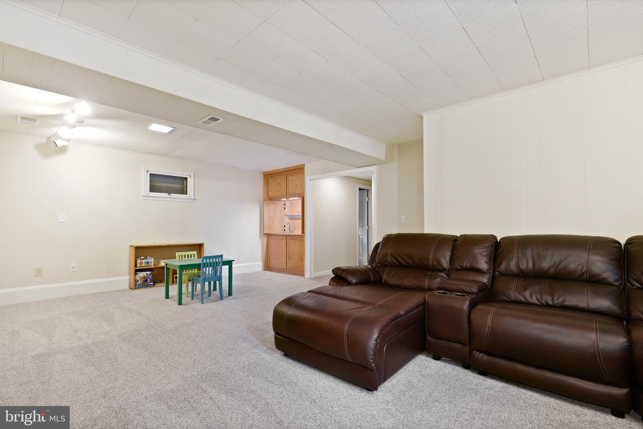 CLEARVIEW HEIGHTS - Residential