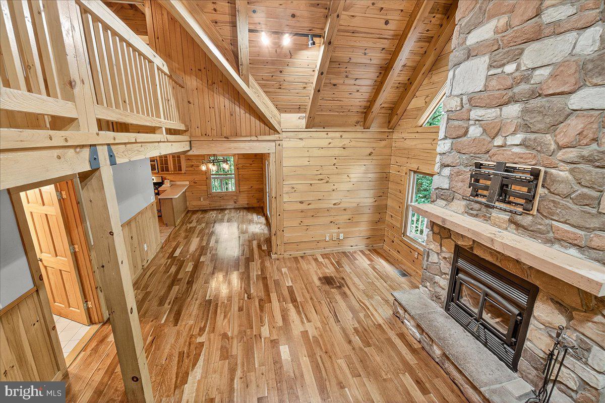 SUGARLOAF ESTATES - Residential