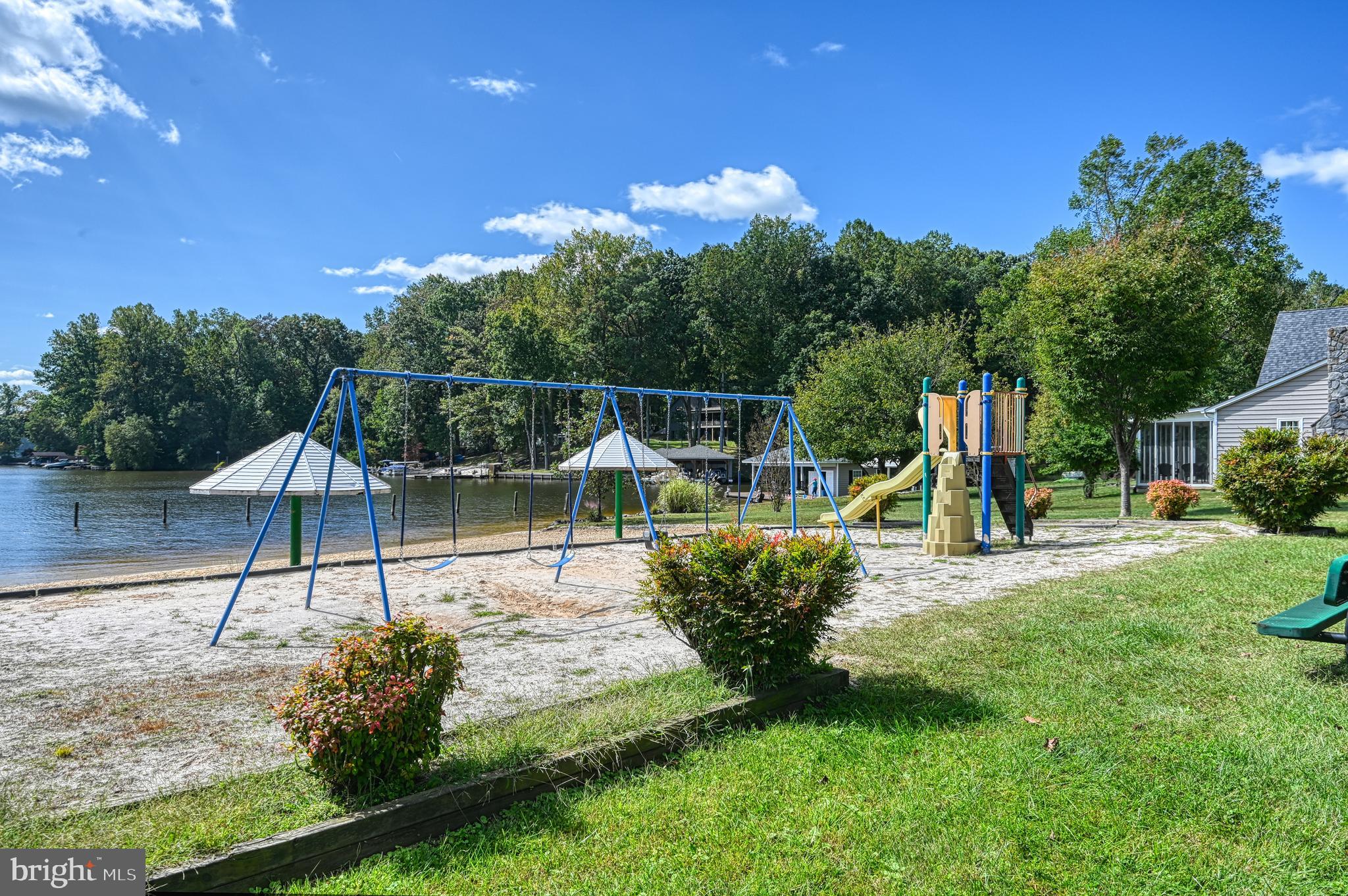 BLUE RIDGE SHORES - Residential