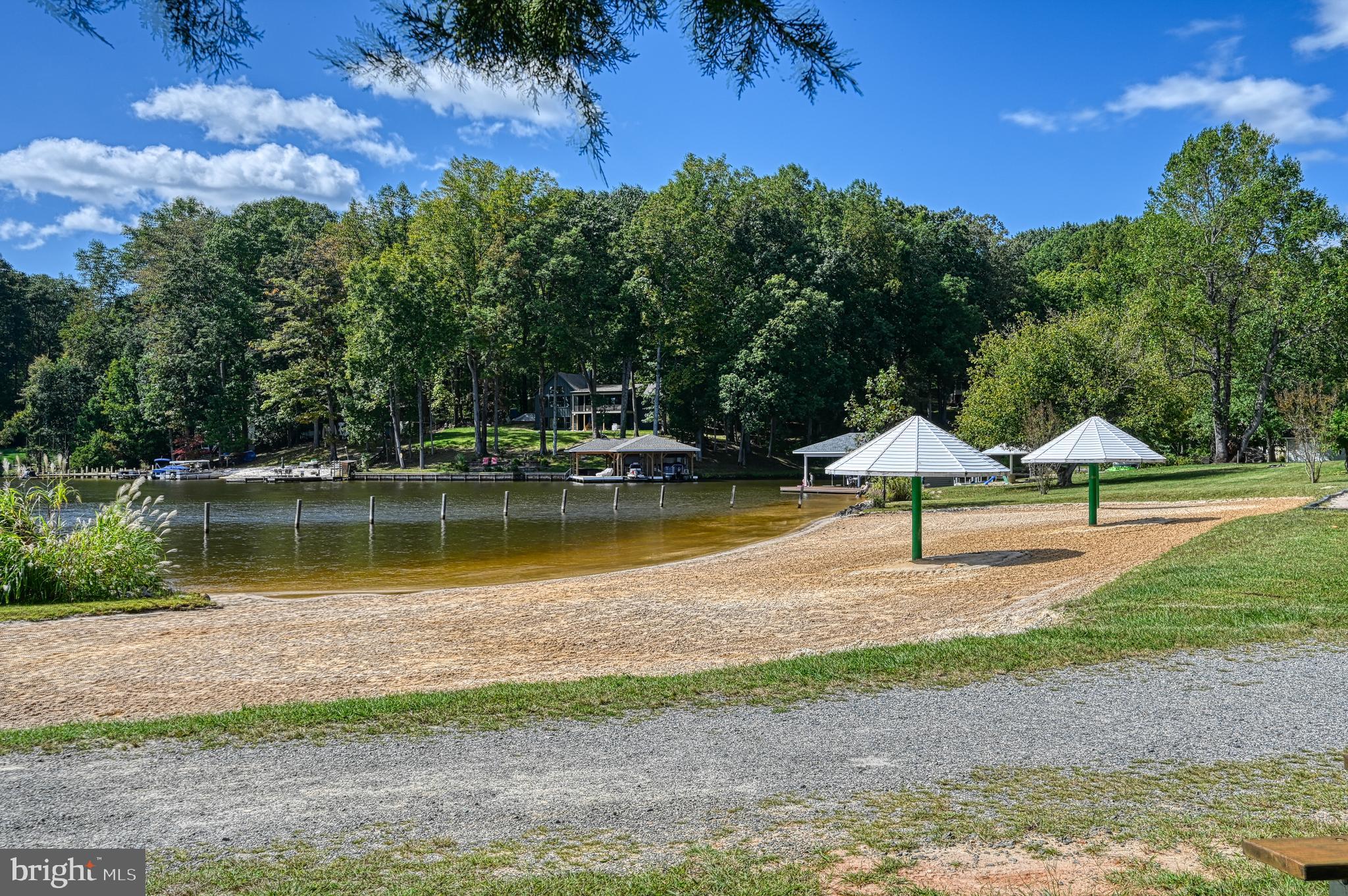 BLUE RIDGE SHORES - Residential