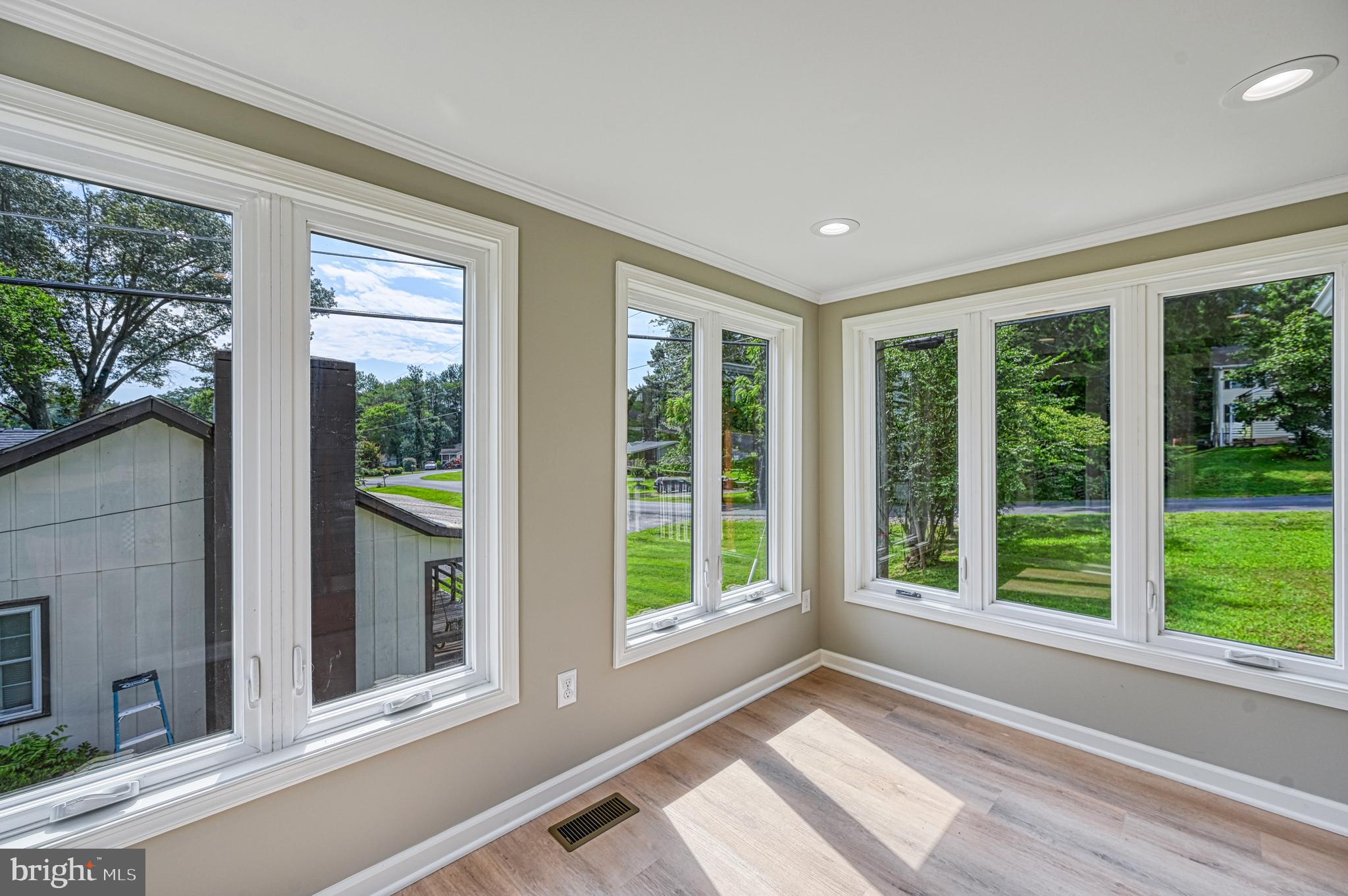 BLUE RIDGE SHORES - Residential