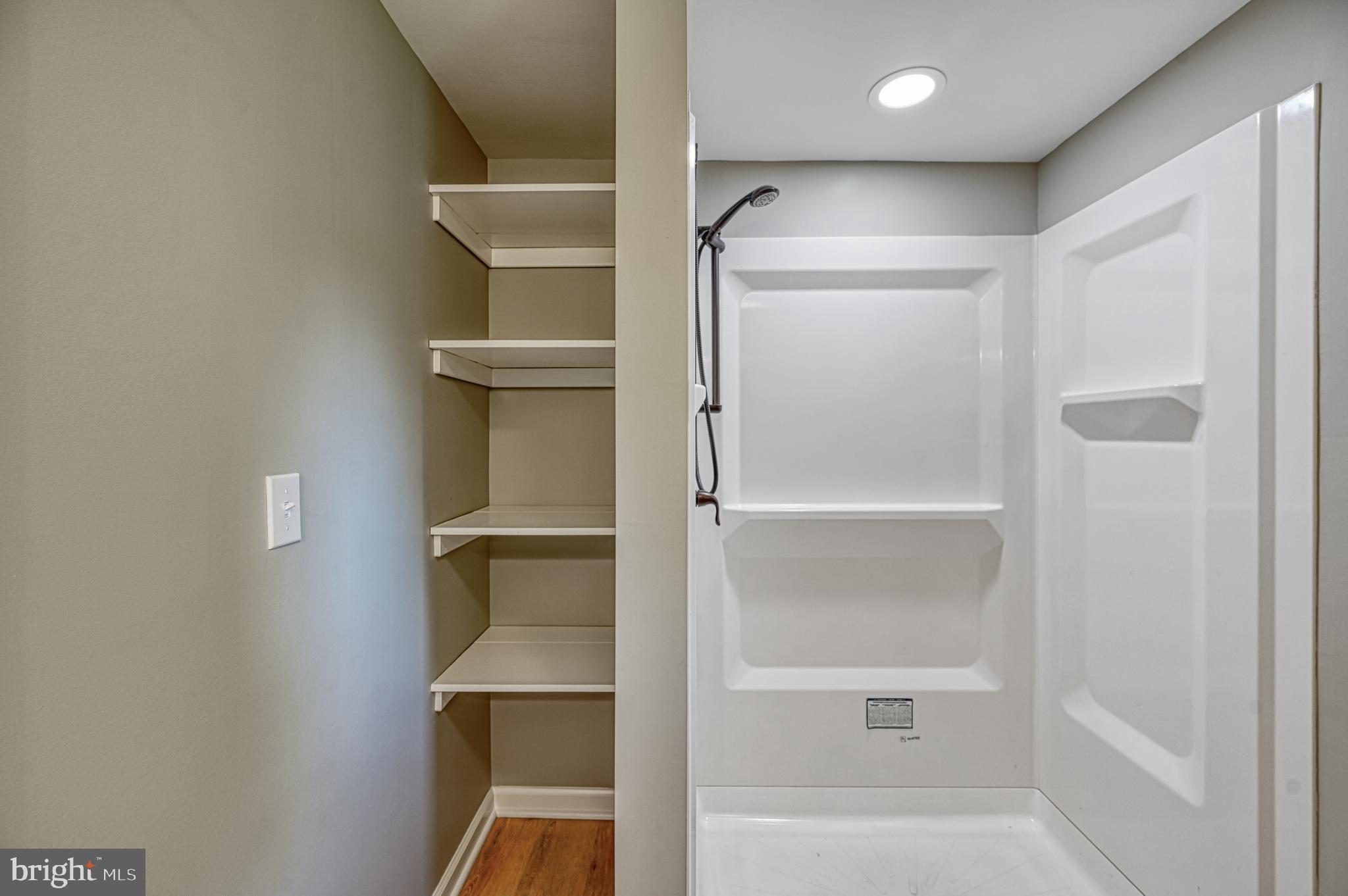 BLUE RIDGE SHORES - Residential