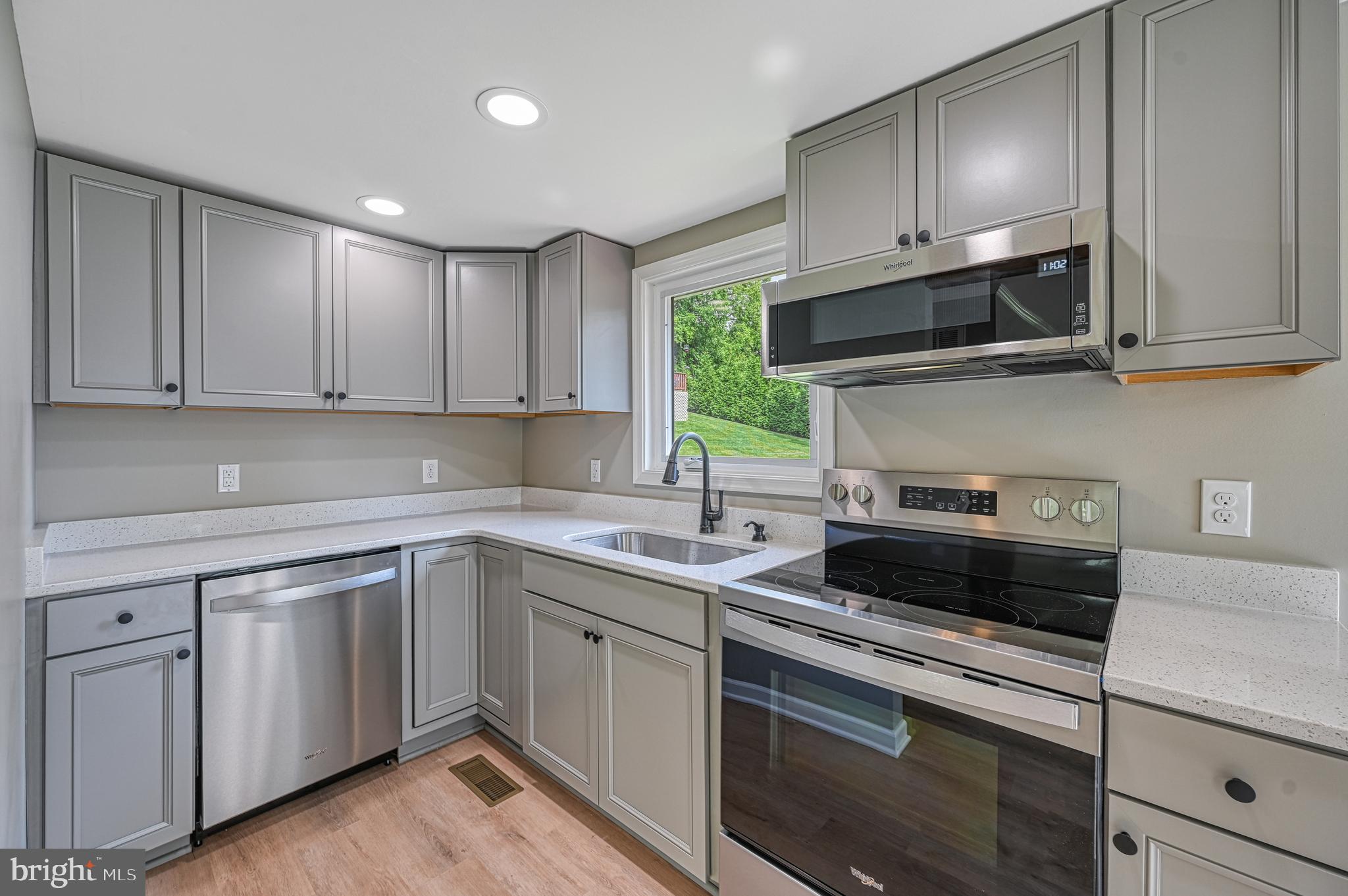 BLUE RIDGE SHORES - Residential