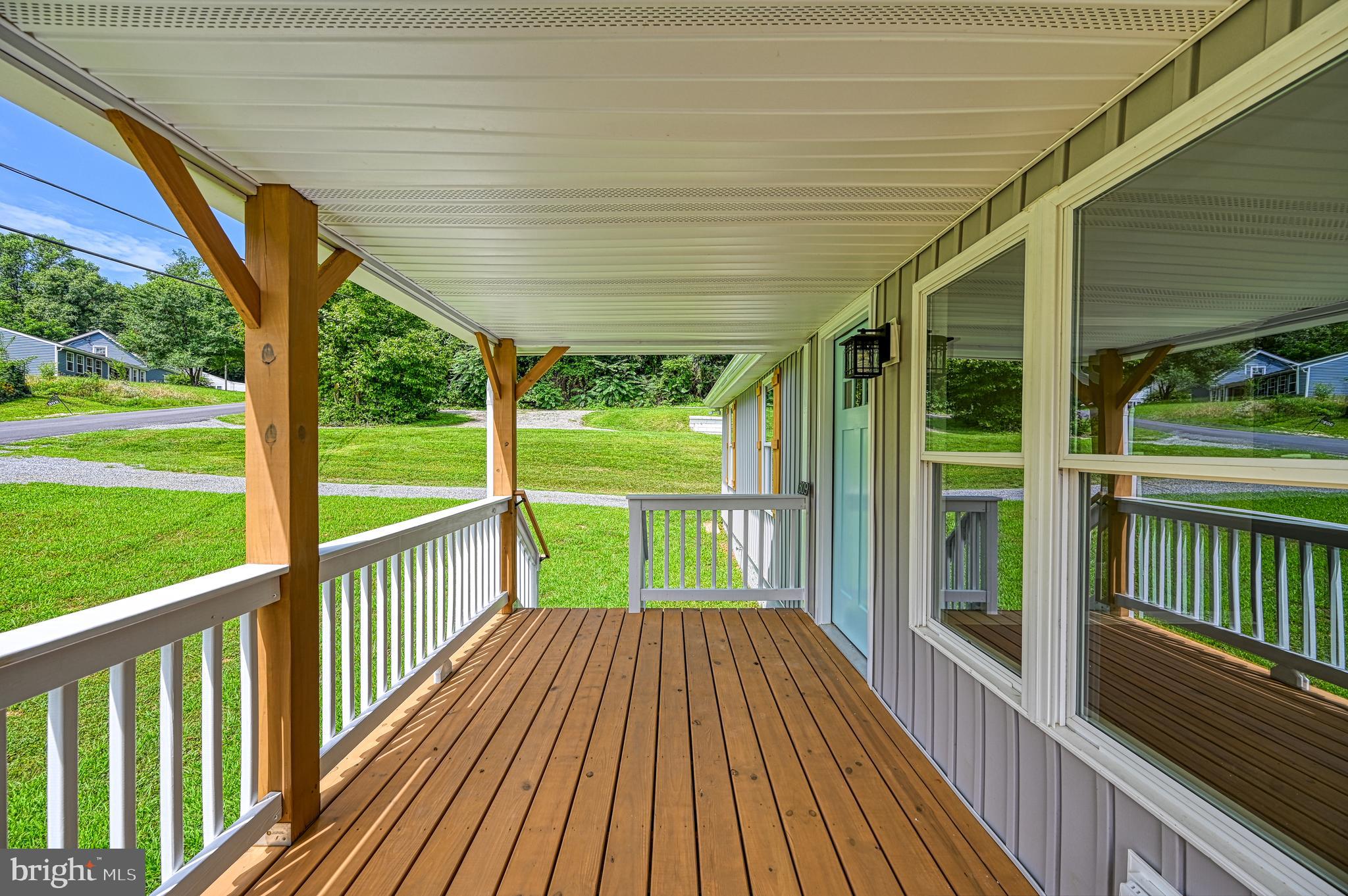309 ELLIS DRIVE