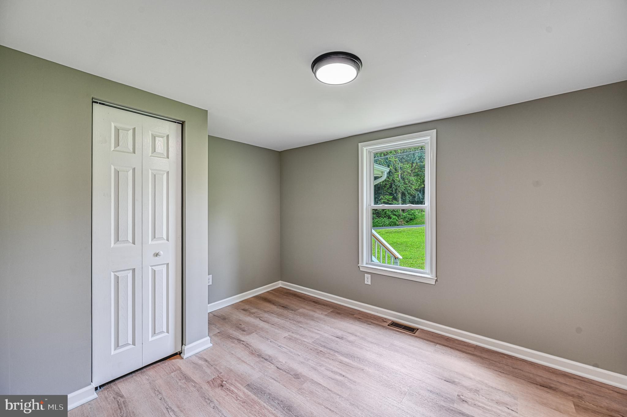 BLUE RIDGE SHORES - Residential