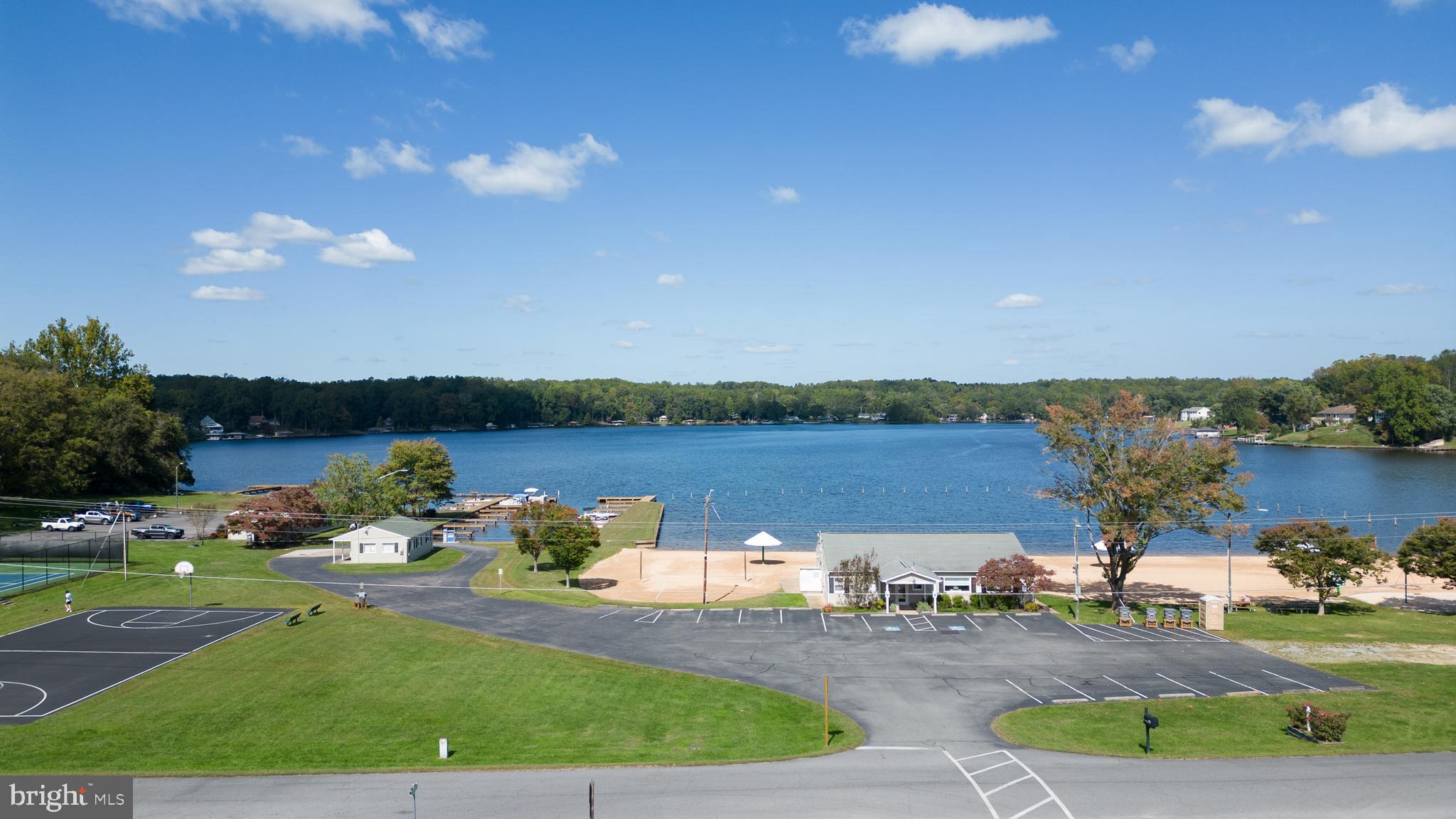 BLUE RIDGE SHORES - Residential