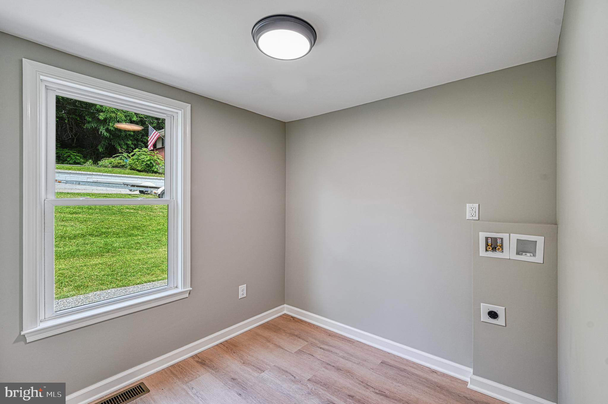 BLUE RIDGE SHORES - Residential