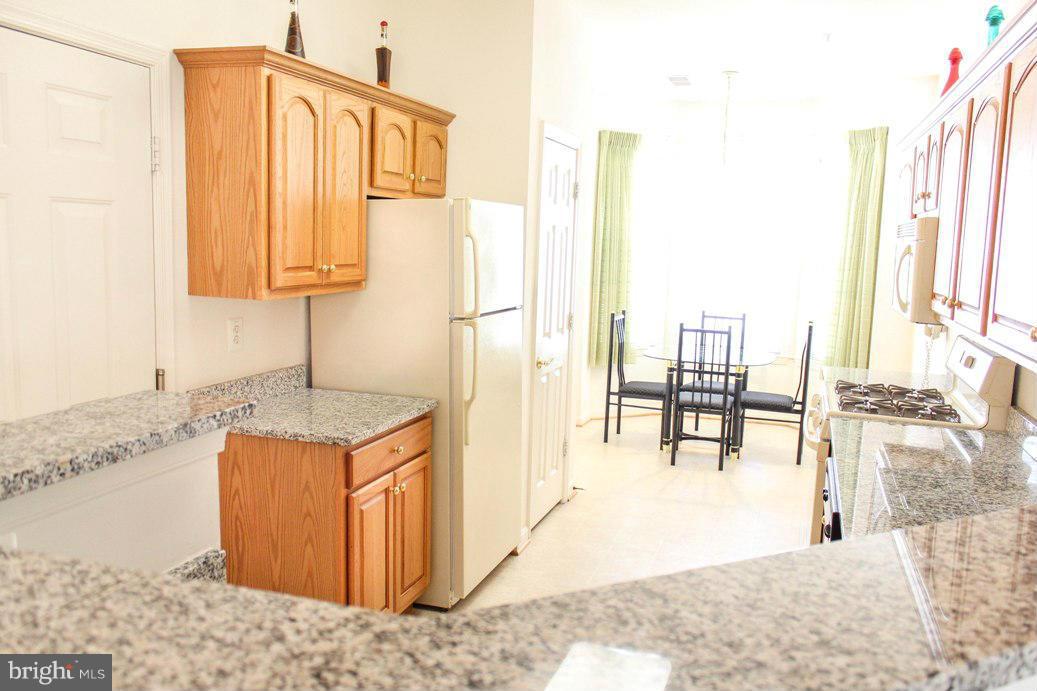 CAMERON GROVE CONDO VIII - Residential