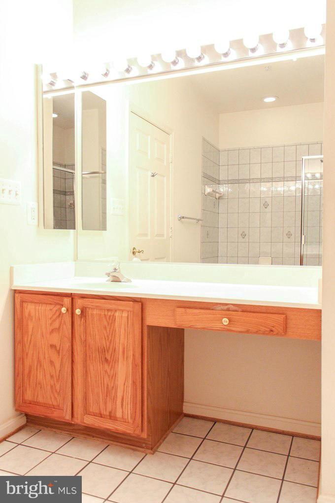 CAMERON GROVE CONDO VIII - Residential