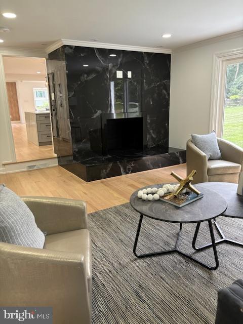 WEST GATE VIL - Residential