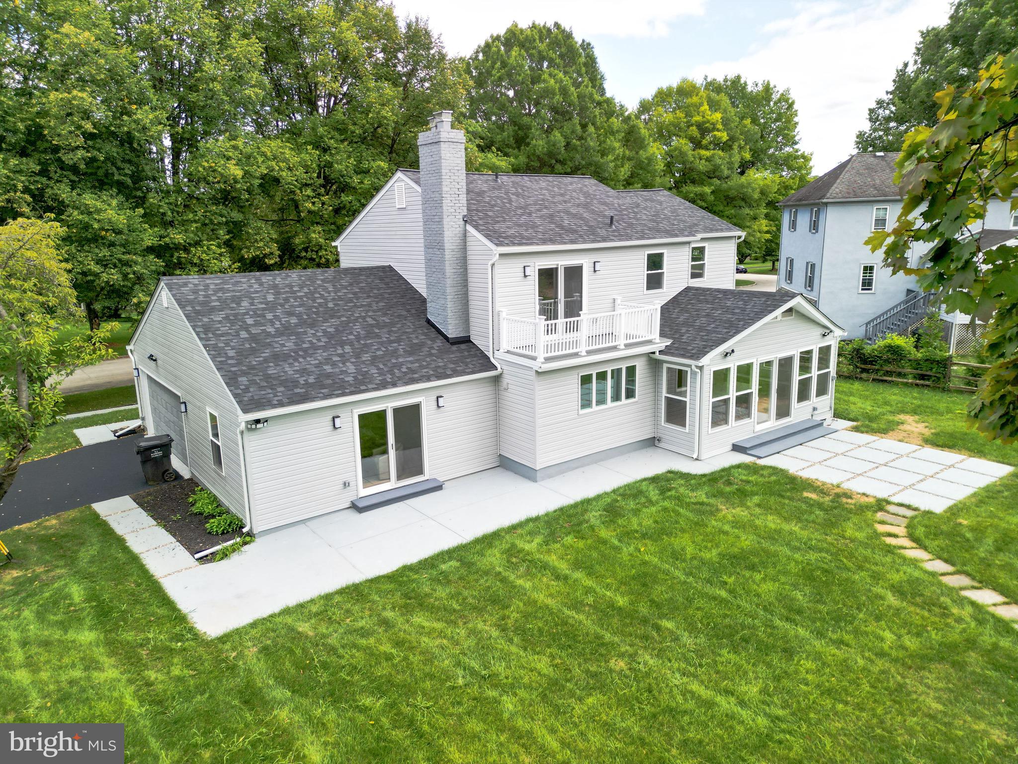 WEST GATE VIL - Residential