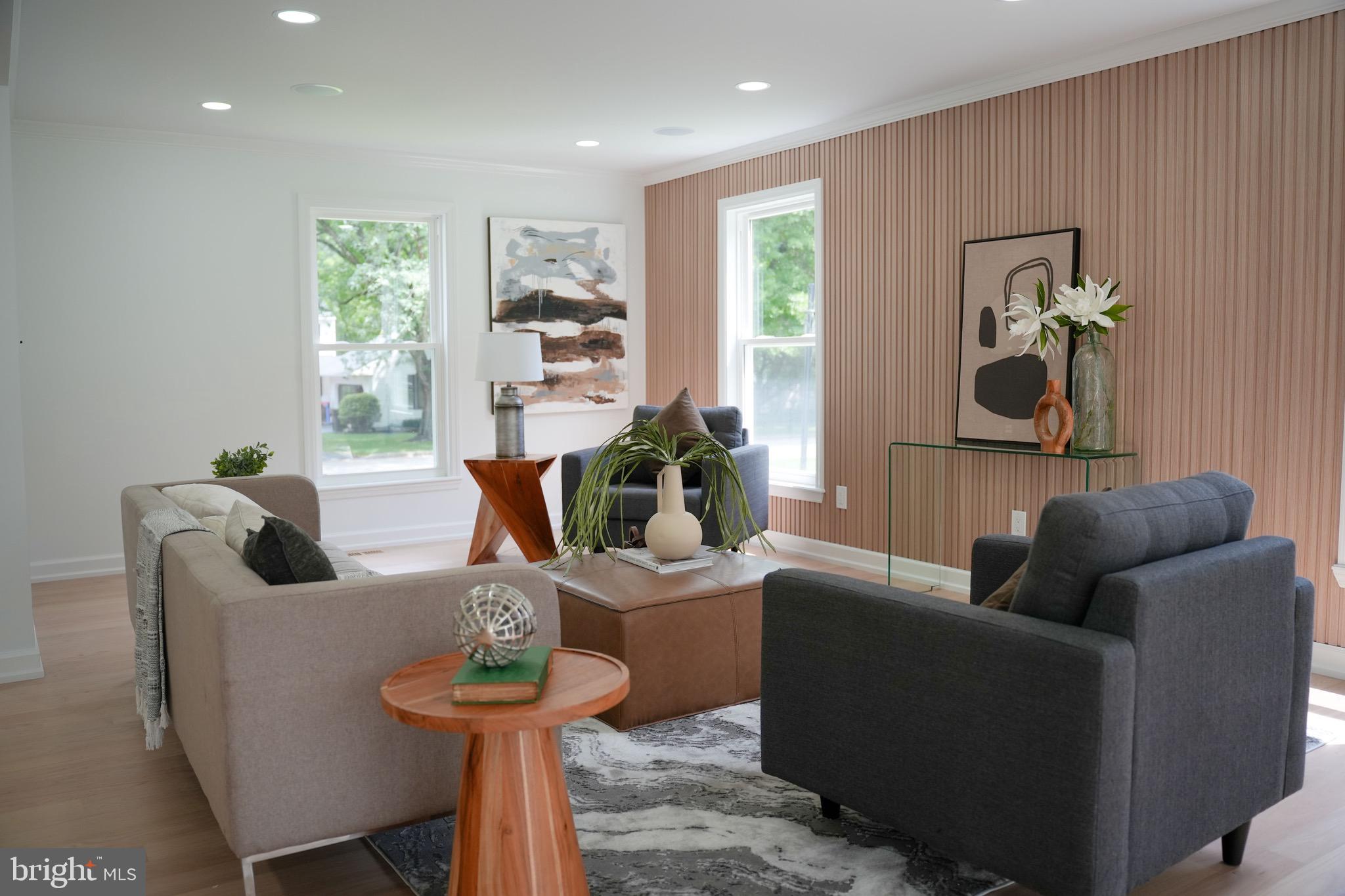 WEST GATE VIL - Residential