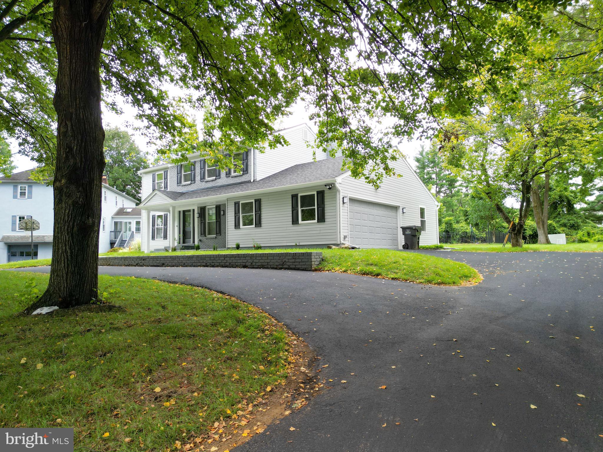 WEST GATE VIL - Residential