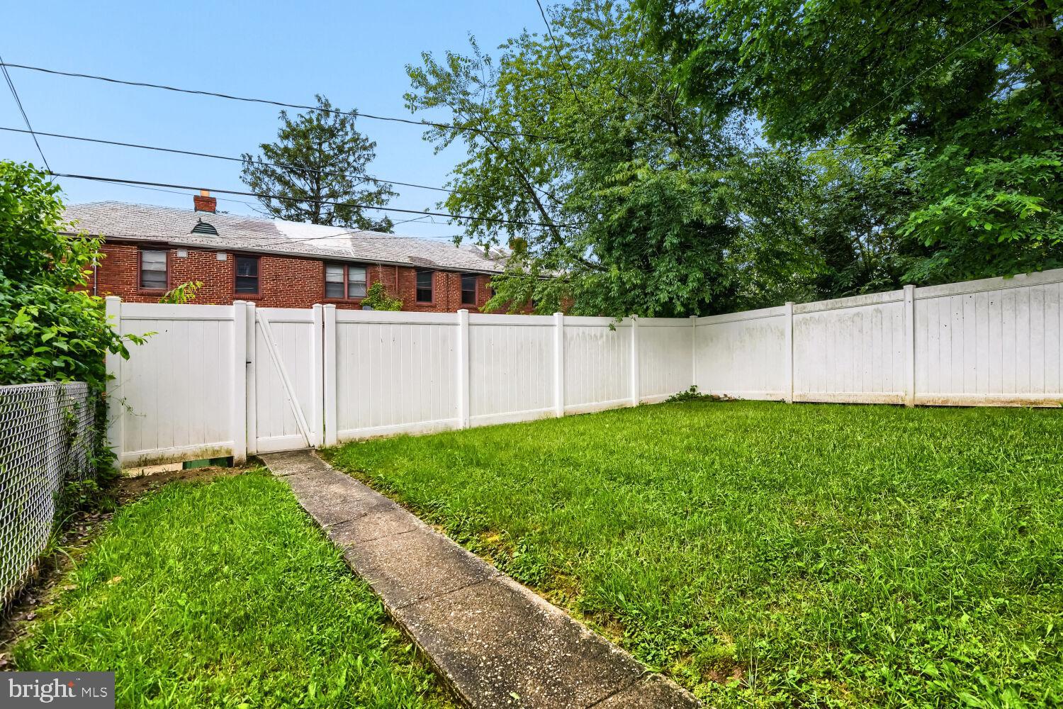 NORTHWOOD - Residential