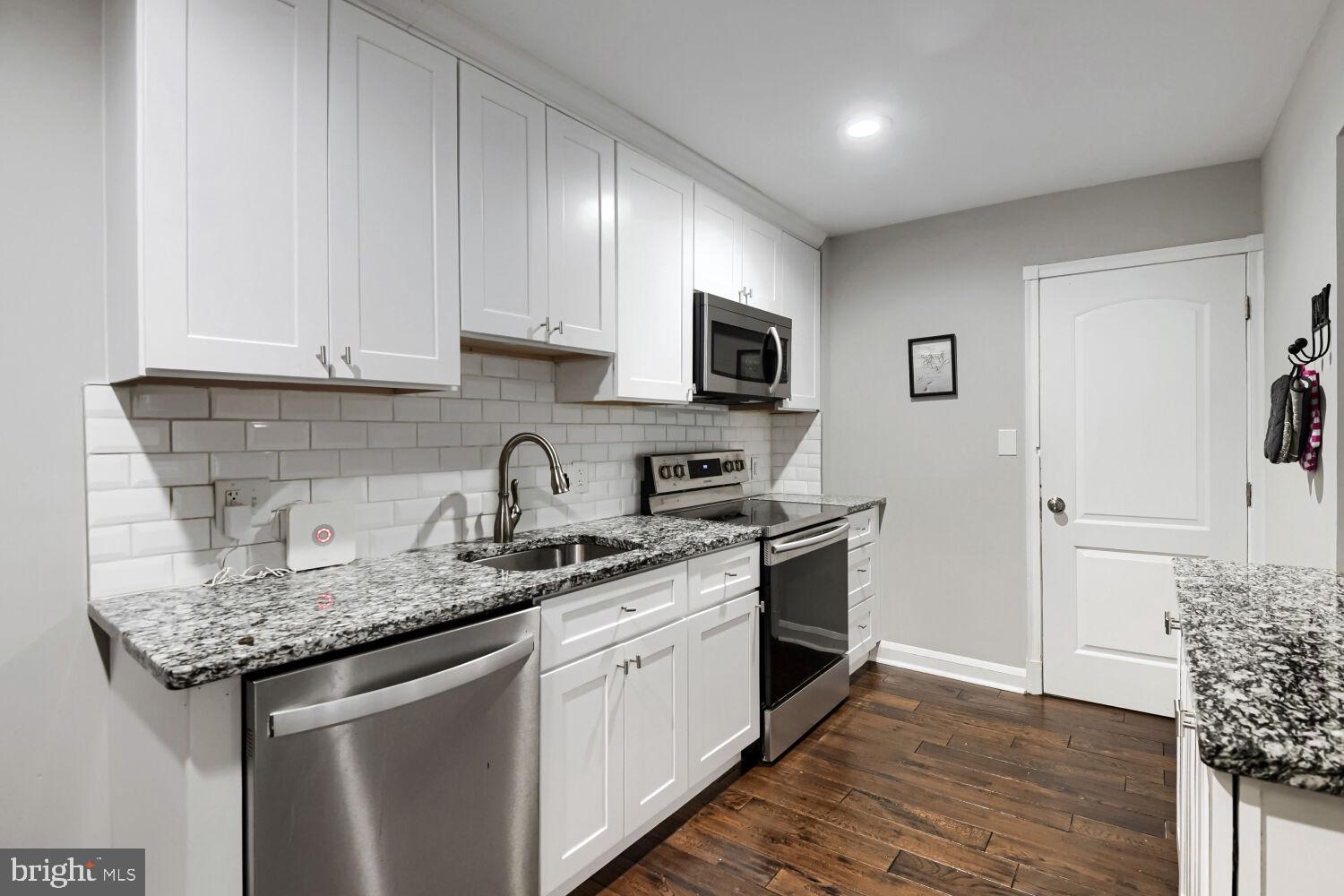 NORTHWOOD - Residential